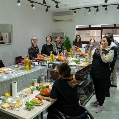 Expérience Culinaire Marocaine : Cuisiner avec des Dadas Expertes à Rabat