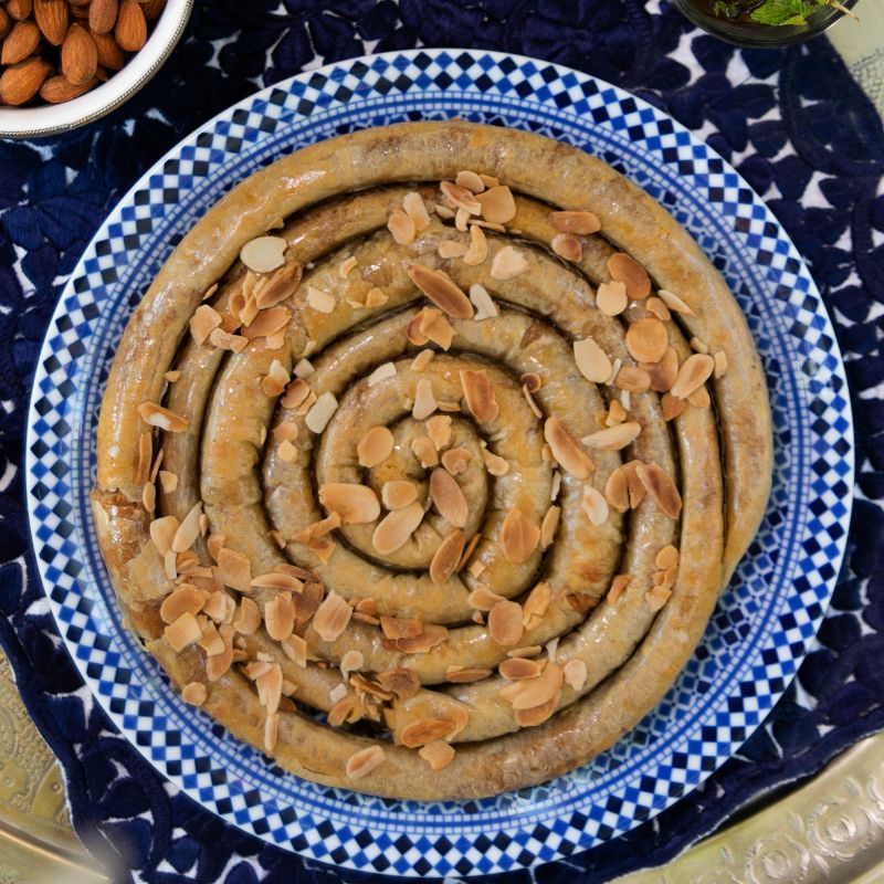 Les Bases de la Cuisine Marocaine : Briwats aux Amandes et Mhencha