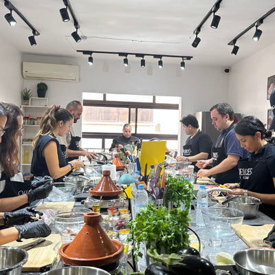 Expérience Culinaire Marocaine : Cuisiner avec des Dadas Expertes à Rabat